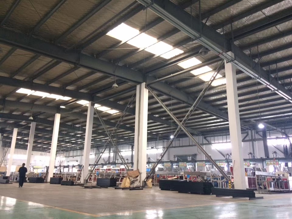 木塑板材生产车间